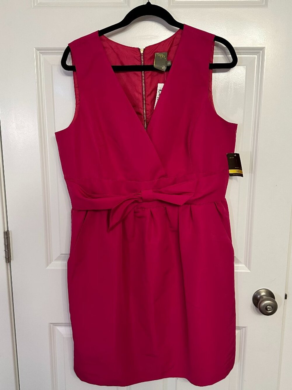 NWT Taylor Hot Pink V-Neck Faux Bow Tie Waist Dress - Size 14